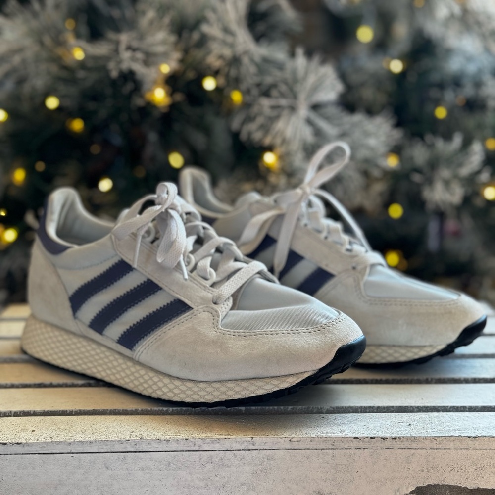 Women’s Adidas Forest Grove - White - Black Bottoms